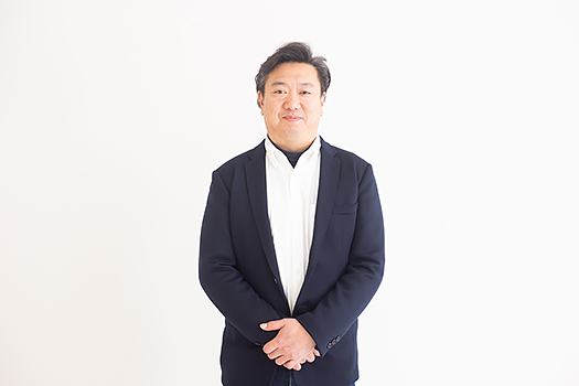 Store Manager Satoshi Tanaka